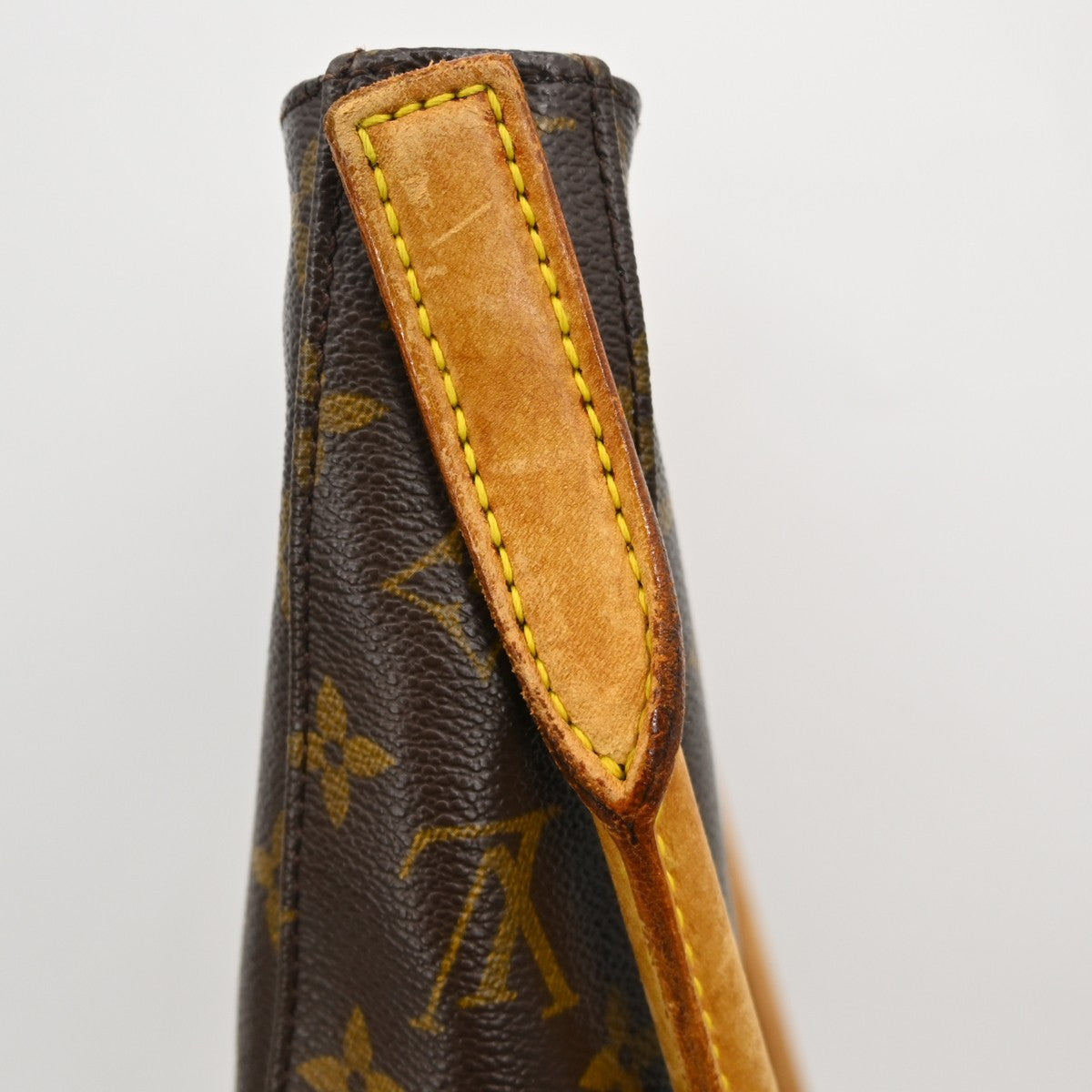 Louis Vuitton Monogram Looping Monogram Canvas Brown Canvas Shoulder Bag Bag (Pre-Owned)