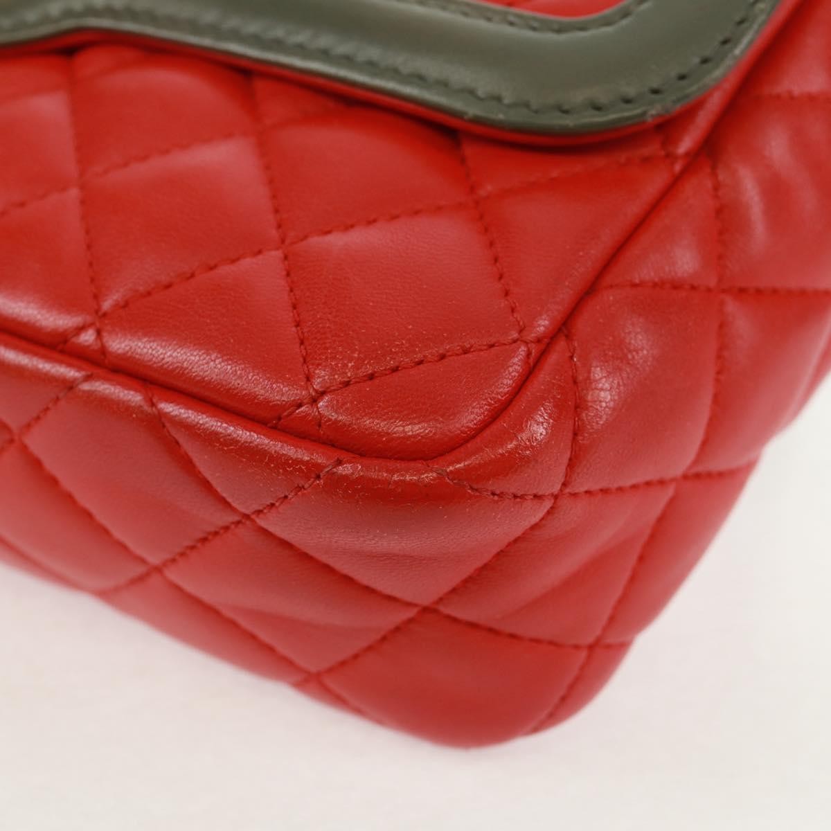 Chanel Two Tone Flap Quilted Lambskin Red Leather Shoulder Bag Bag (Pre-Owned)