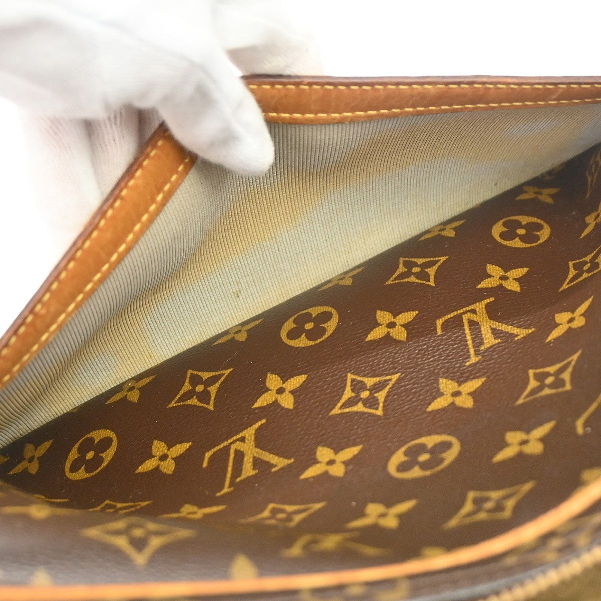 Louis Vuitton Reporter Monogram Canvas Brown Canvas Shoulder Bag Bag (Pre-Owned)