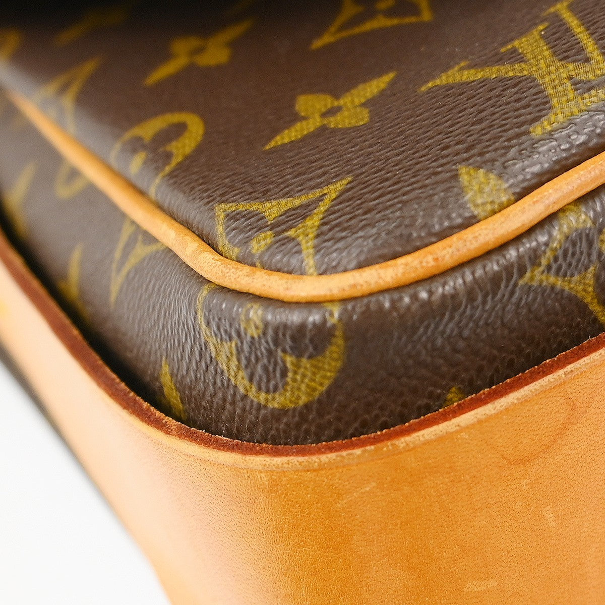 Louis Vuitton Cartouchiere Monogram Canvas Brown Canvas Shoulder Bag Bag (Pre-Owned)