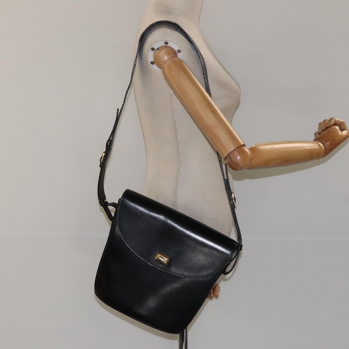 Bally Vintage Leather Black Leather Shoulder Bag Bag (Pre-Owned)