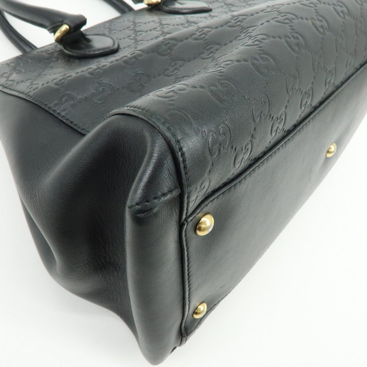 Gucci Soft Signature Convertible Top Handle Guccissima Leather Black Leather Handbag (Pre-Owned)