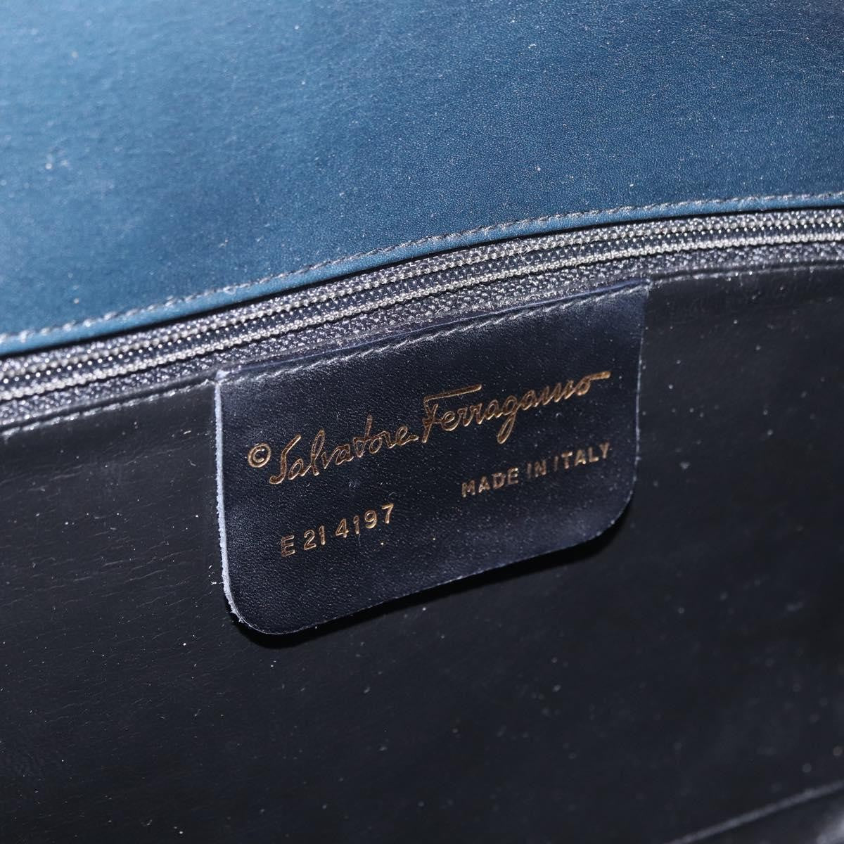Salvatore Ferragamo Gancini Leather Navy Leather Handbag (Pre-Owned)