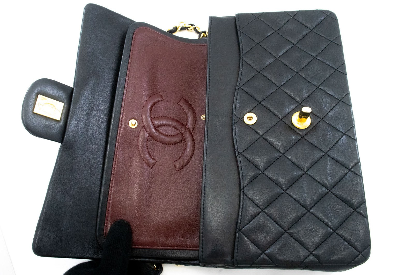 Chanel Classic Flap Lambskin Black Leather Crossbody Bag Bag (Pre-Owned)