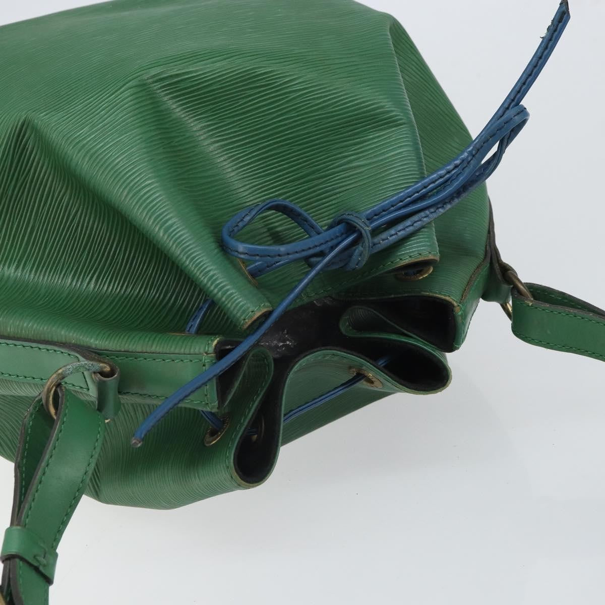 Louis Vuitton Petit Noe Epi Leather Green Leather Shoulder Bag Bag (Pre-Owned)