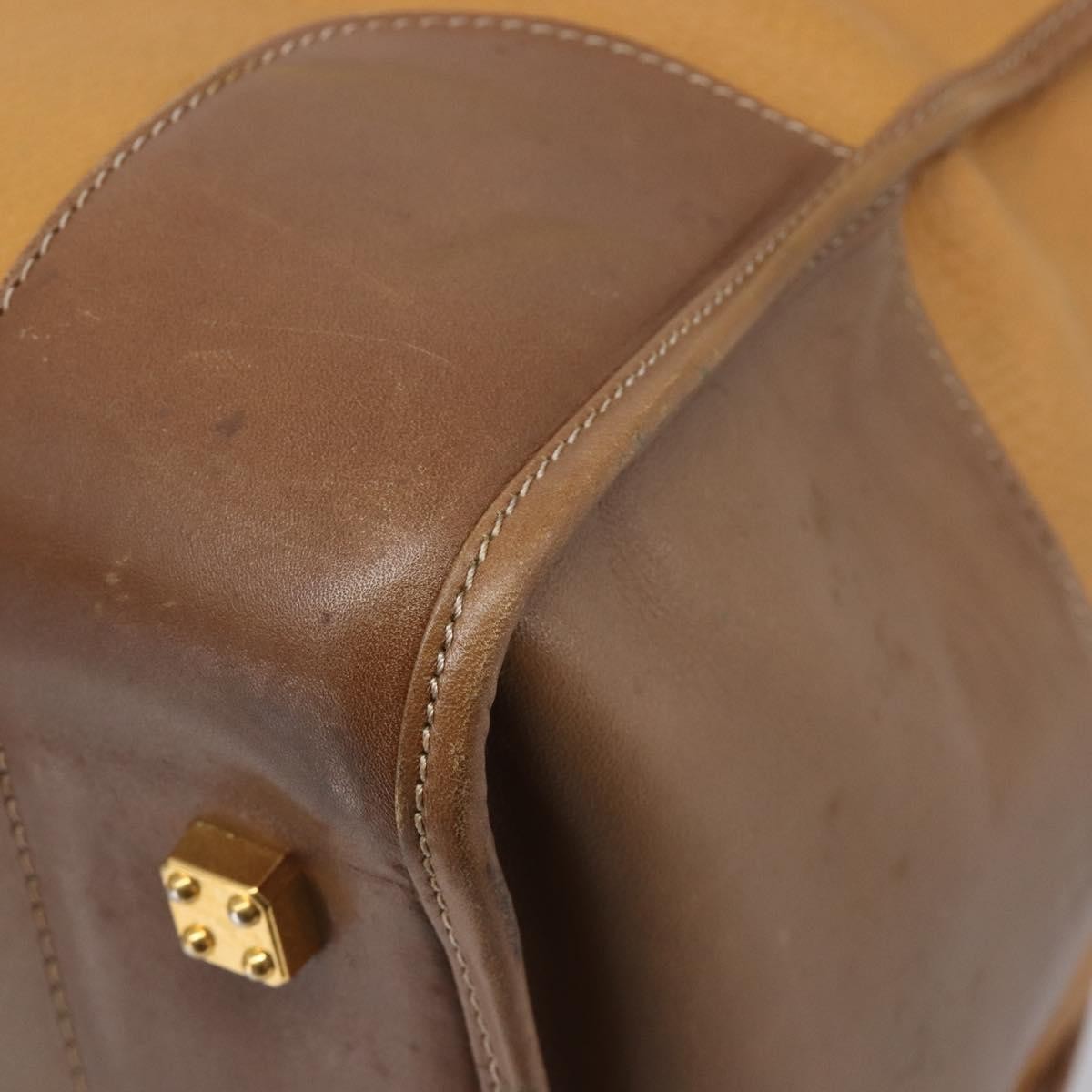 Loewe Amazona Leather Beige Leather Handbag (Pre-Owned)