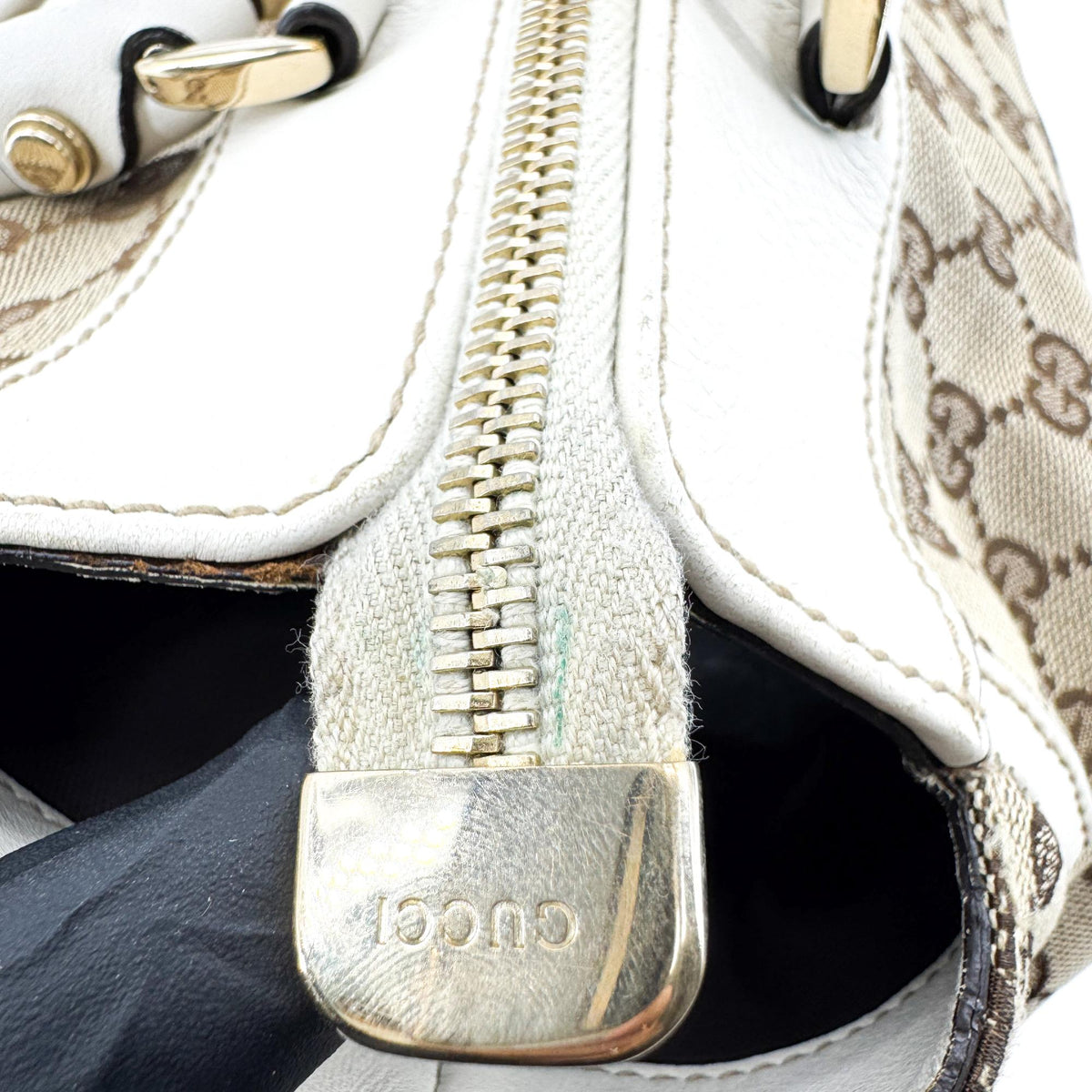 Gucci D-Ring Gg Canvas Beige Canvas Shoulder Bag Bag (Pre-Owned)