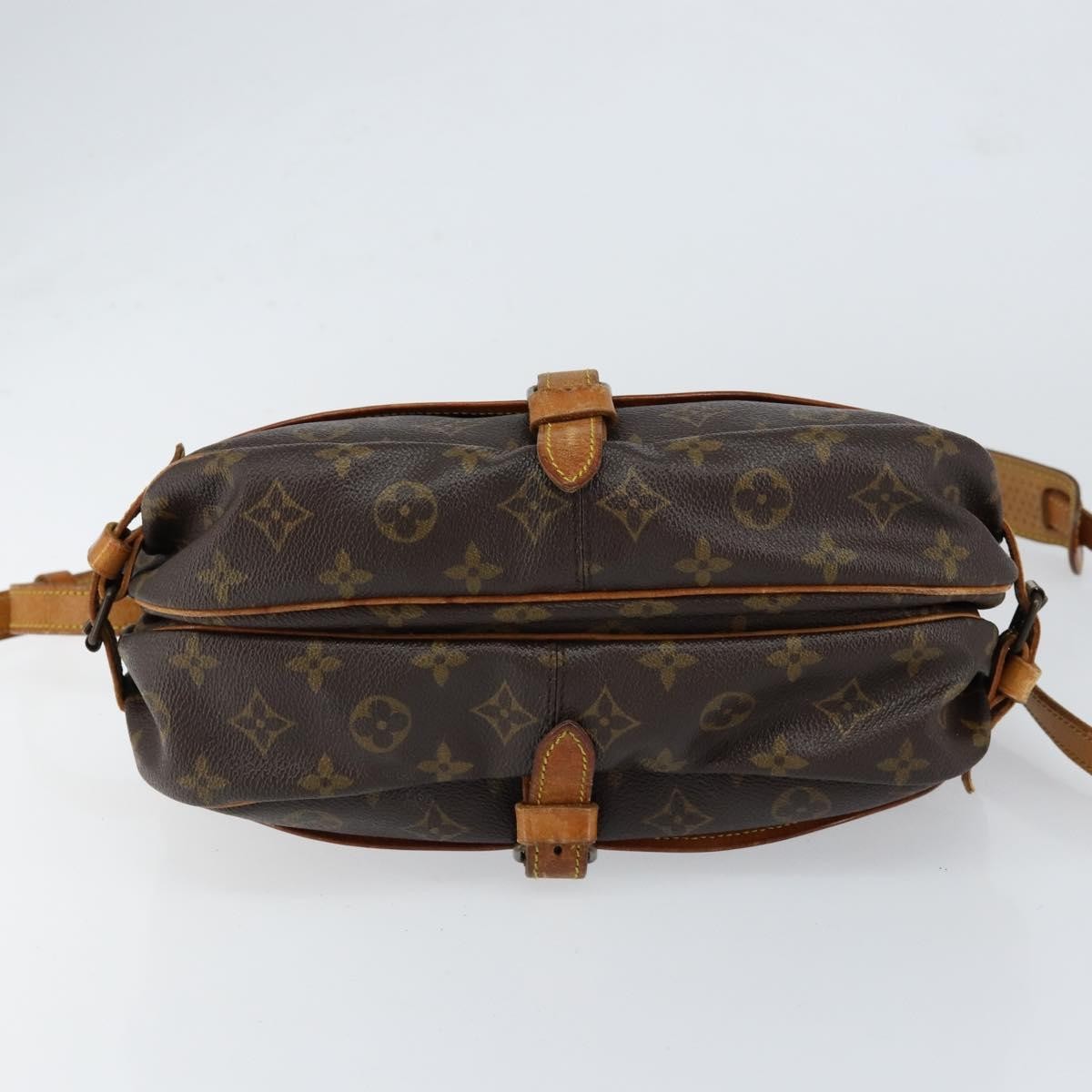 Louis Vuitton Saumur Monogram Canvas Brown Canvas Handbag (Pre-Owned)