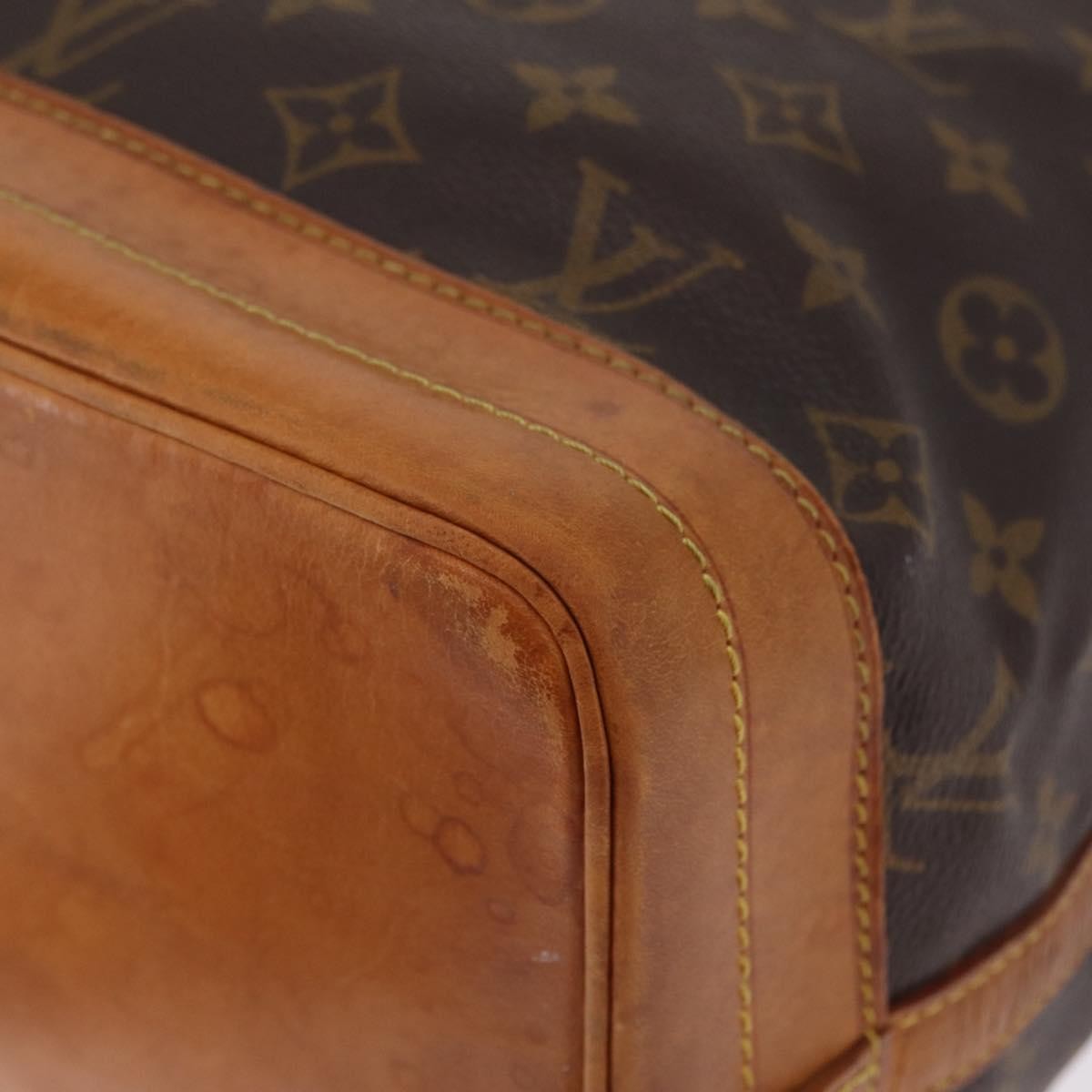 Louis Vuitton Noe Monogram Canvas Brown Canvas Shoulder Bag Bag (Pre-Owned)
