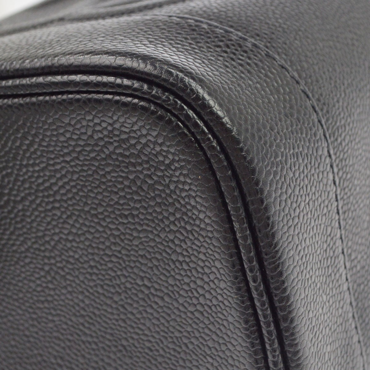 Chanel Vintage Cosmetic Case Lambskin Black Leather Clutche & Pouche Bag (Pre-Owned)