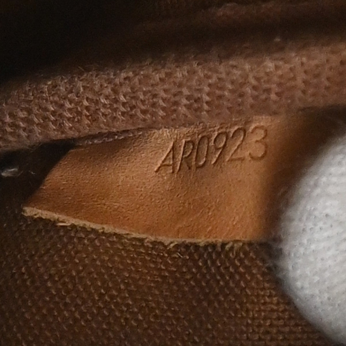 Louis Vuitton Saumur Monogram Canvas Brown Canvas Shoulder Bag Bag (Pre-Owned)