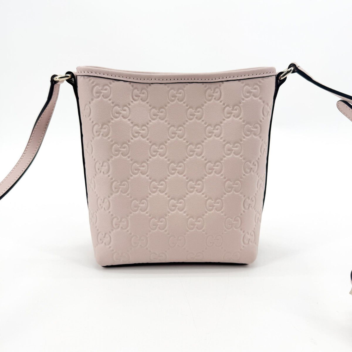 Gucci Gg Emblem Bucket Bag Leather Beige Calfskin Shoulder Bag Bag (Pre-Owned)