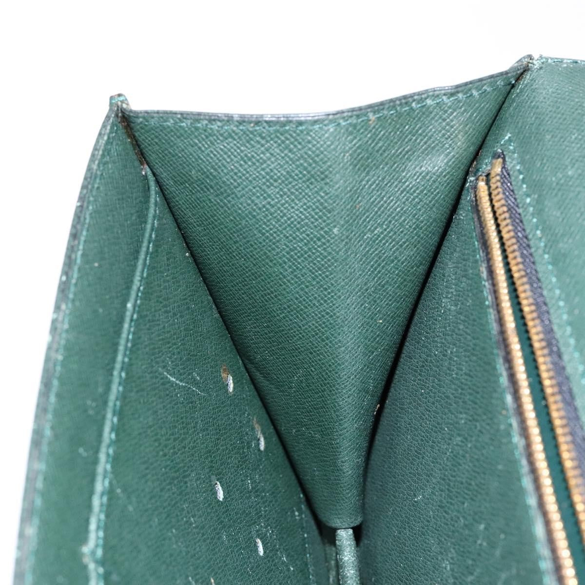 Louis Vuitton Serviette Kourad Taiga Leather Green Leather Clutche & Pouche Bag (Pre-Owned)