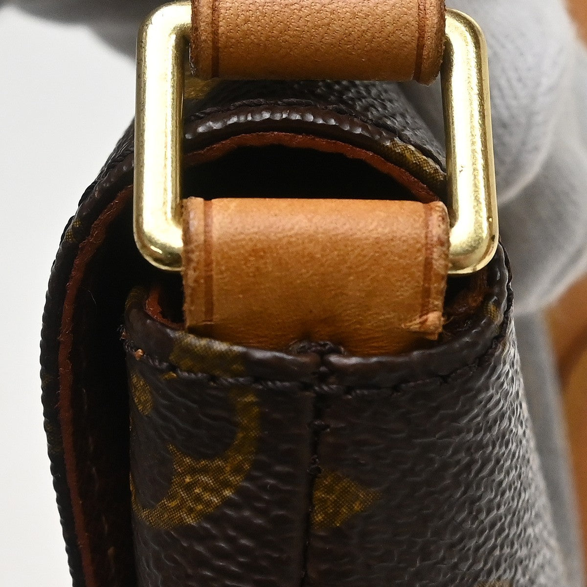 Louis Vuitton Musette Tango Monogram Canvas Brown Canvas Shoulder Bag Bag (Pre-Owned)