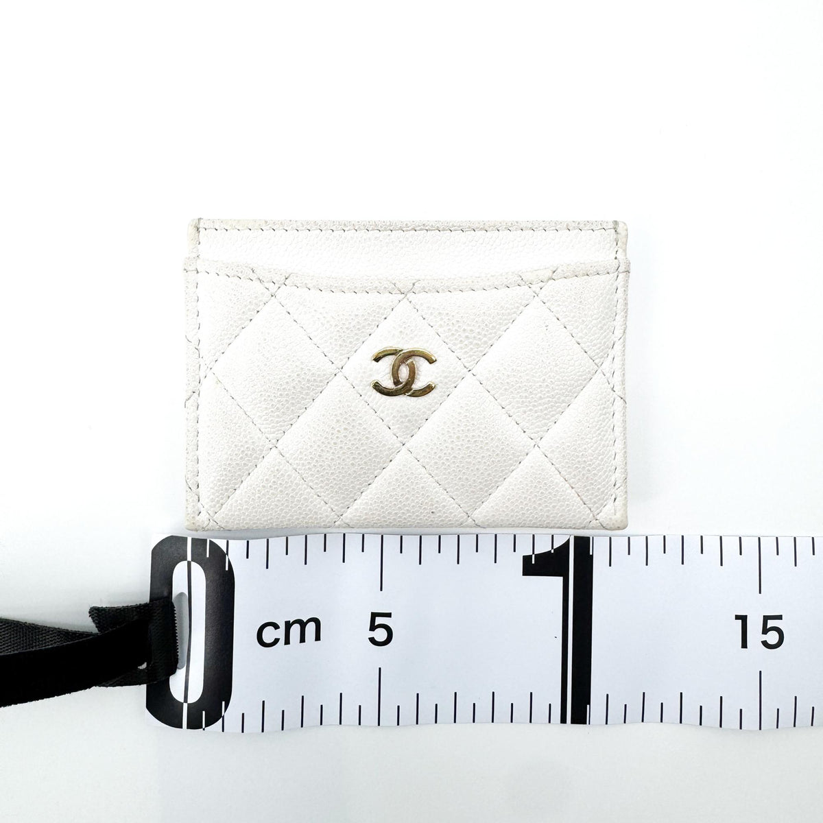 Chanel Classic Card Holder Quilted Caviar White Leather Card Holders Accessory (Pre-Owned)