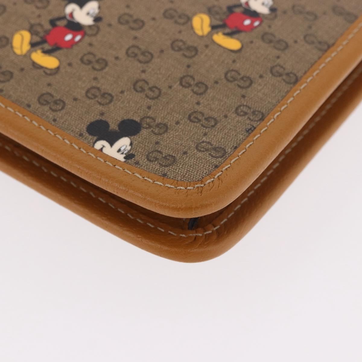 Gucci Disney Mickey Mouse Front Zip Printed Mini Gg Coated Canvas Beige Canvas Clutche & Pouche Bag (Pre-Owned)