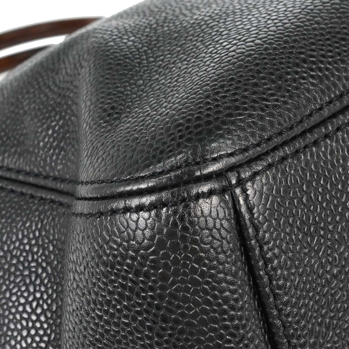 Chanel Vintage Wooden Caviar Black Leather Tote Bag Bag (Pre-Owned)