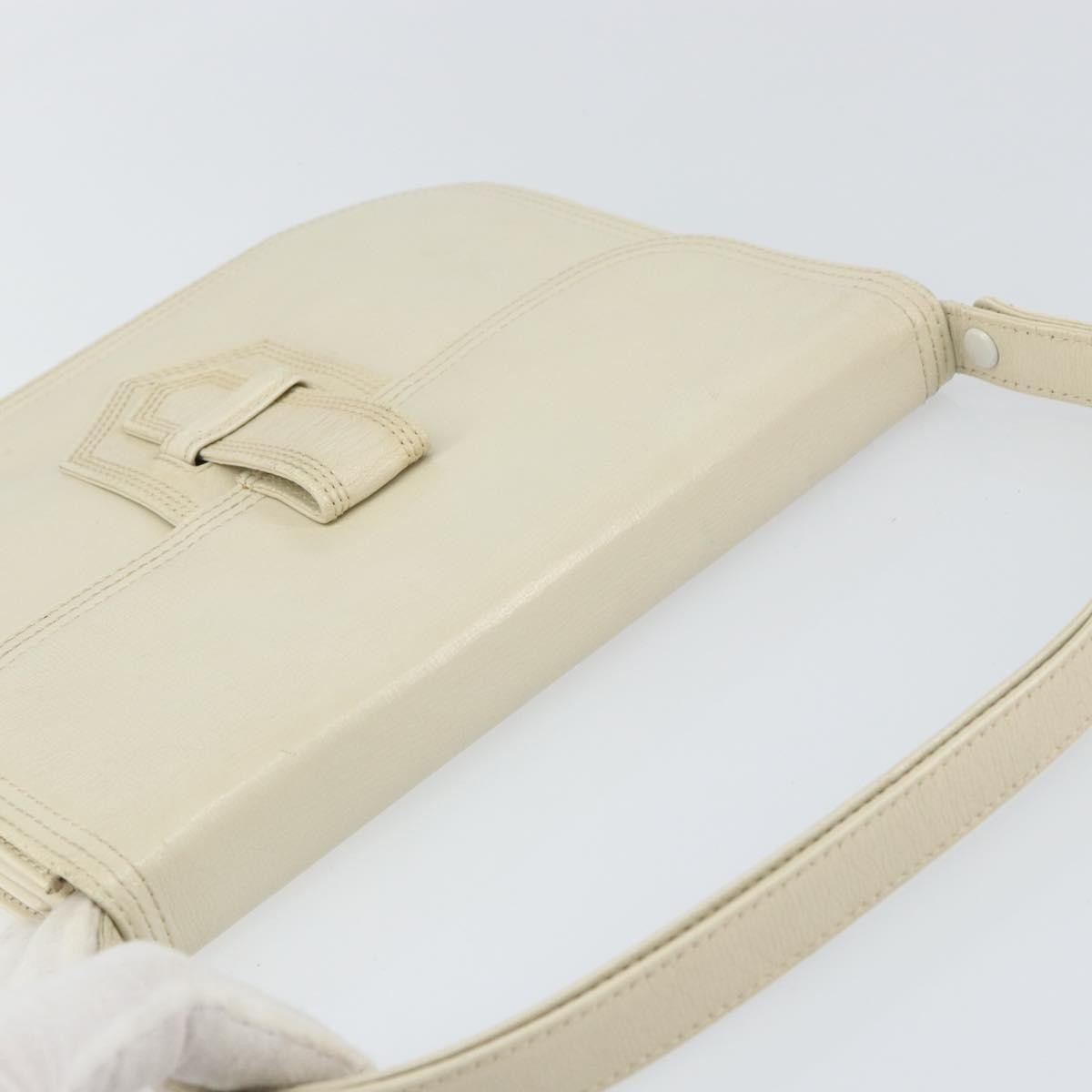 Saint Laurent Vintage Leather White Leather Shoulder Bag Bag (Pre-Owned)