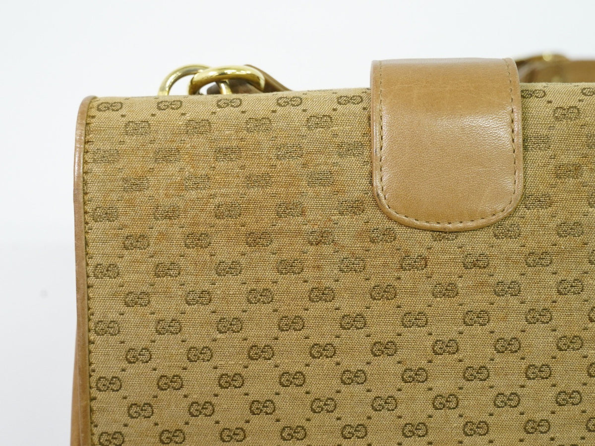 Gucci Shoulder Canvas Beige Canvas Shoulder Bag Bag (Pre-Owned)