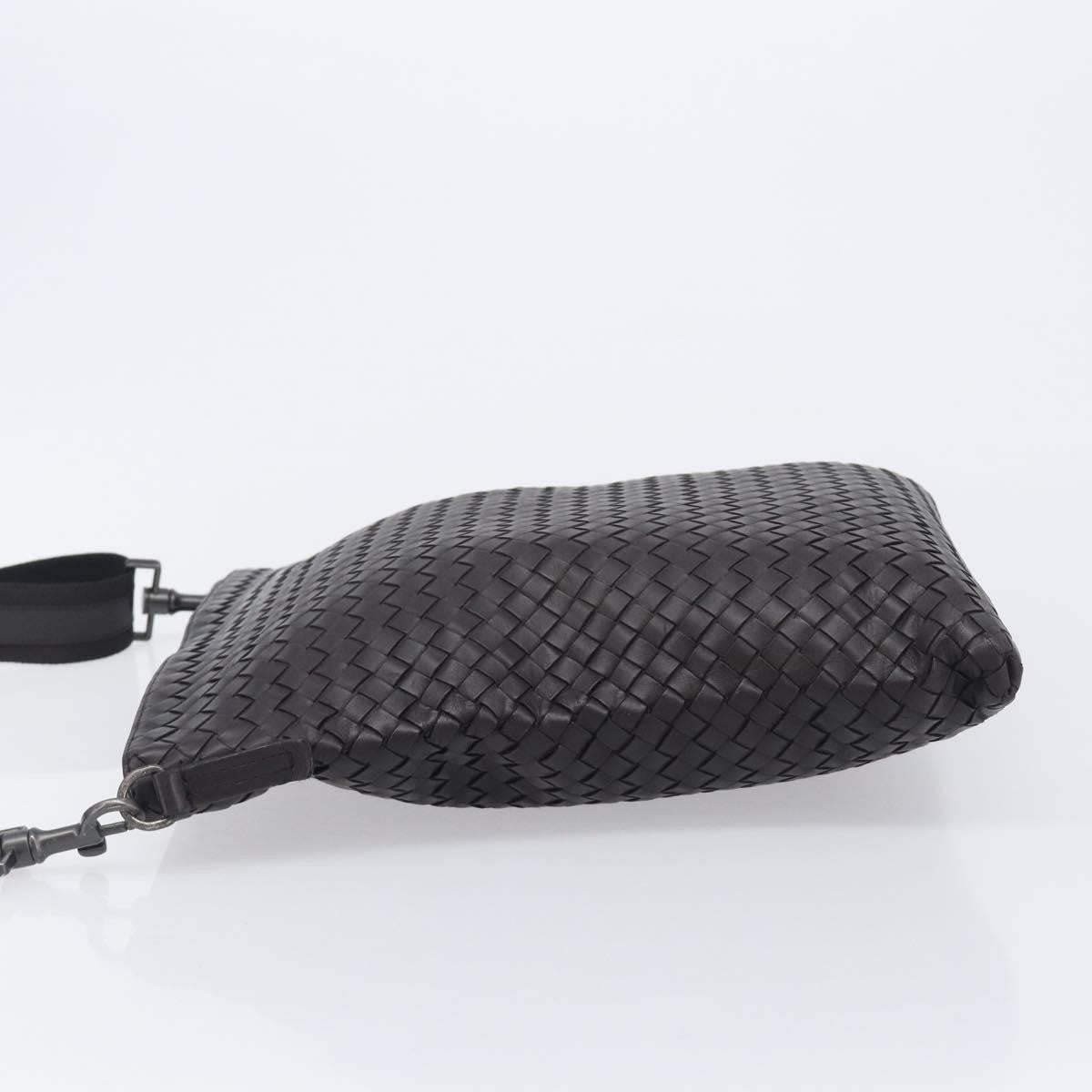 Bottega Veneta Flat Messenger Intrecciato Nappa Black Leather Handbag (Pre-Owned)