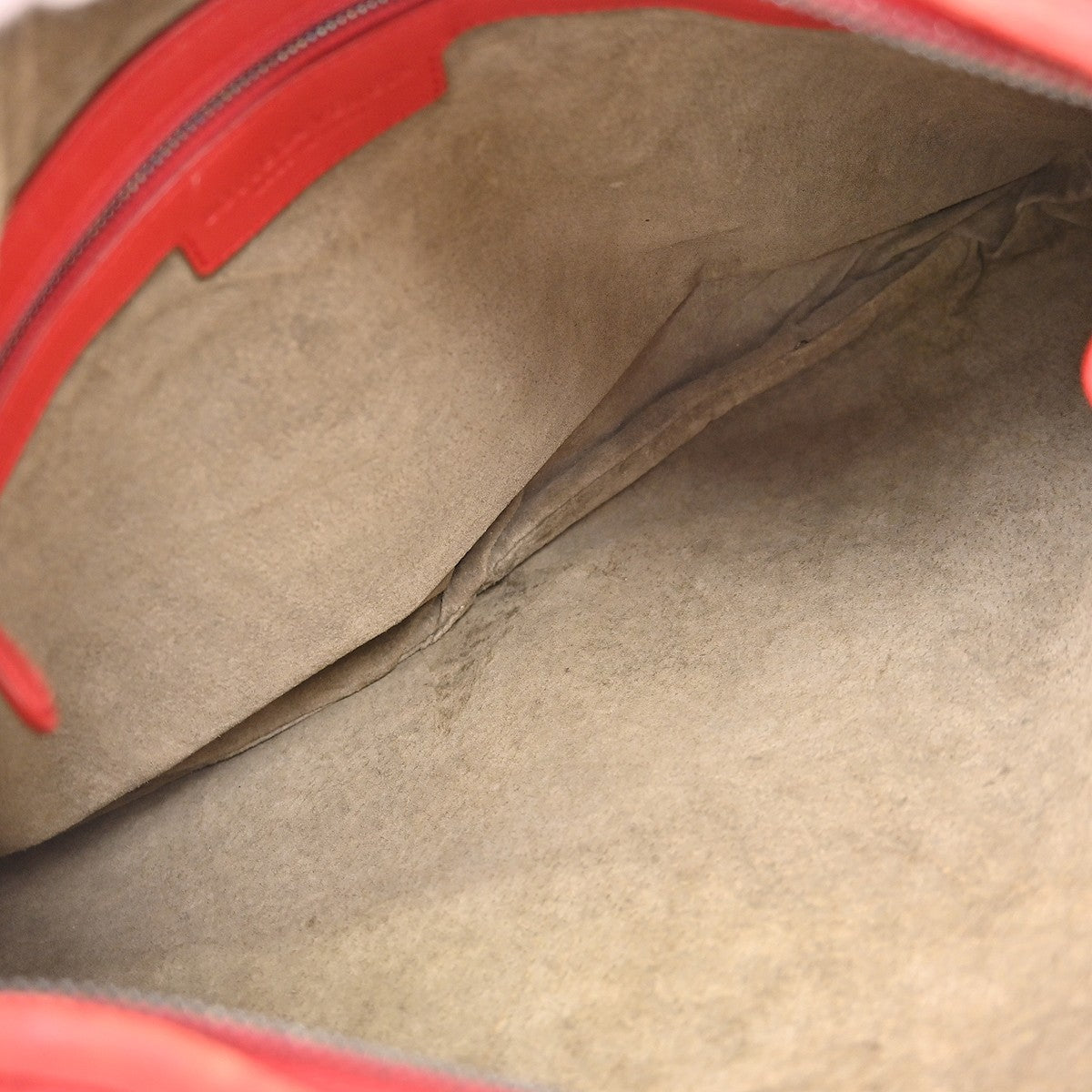 Bottega Veneta Veneta Hobo Intrecciato Nappa Red Leather Handbag (Pre-Owned)