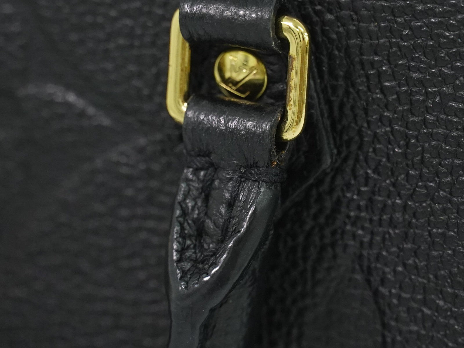 Louis Vuitton Petit Sac Plat Monogram Empreinte Giant Black Leather Handbag (Pre-Owned)