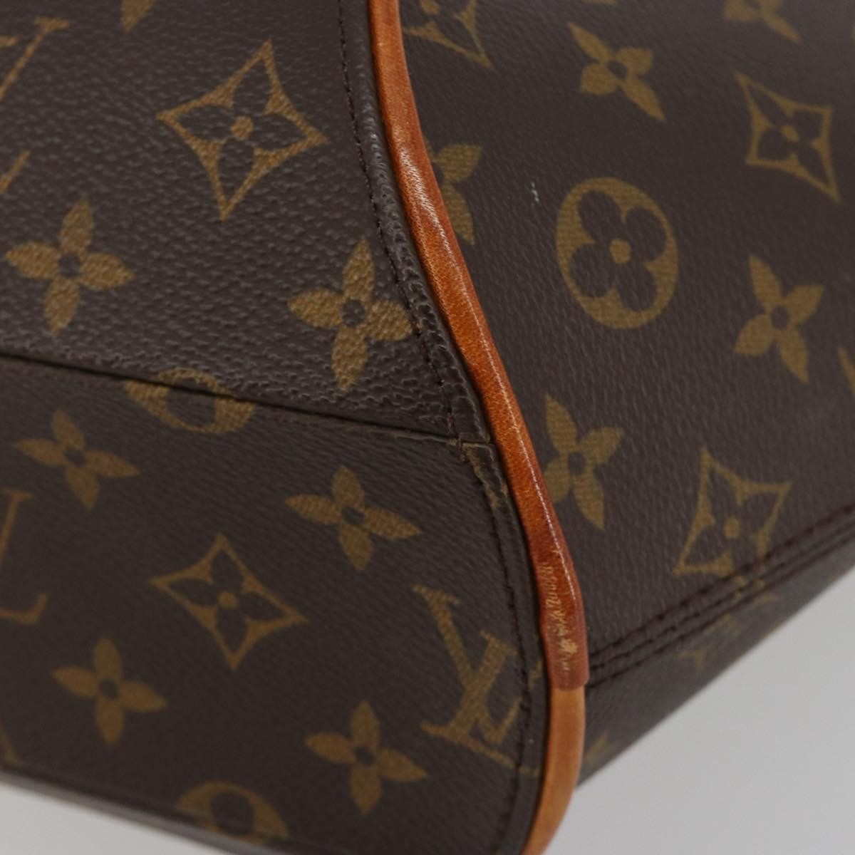 Louis Vuitton Ellipse Monogram Canvas Brown Canvas Handbag (Pre-Owned)