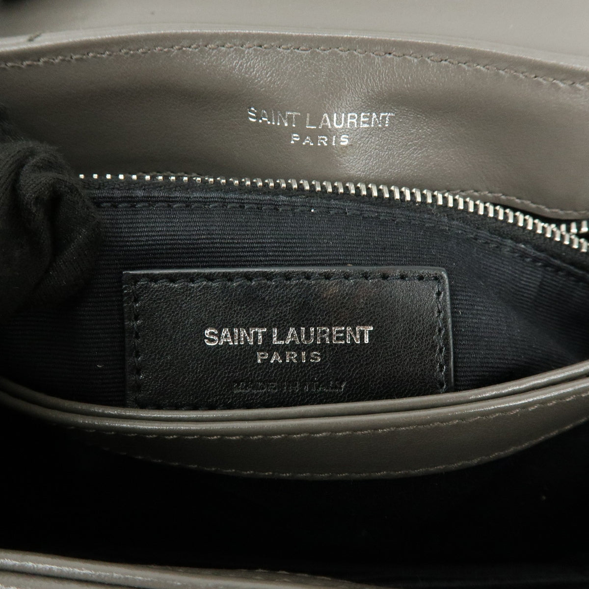 Saint Laurent Loulou Matelasse Chevron Leather Gray Leather Shoulder Bag Bag (Pre-Owned)