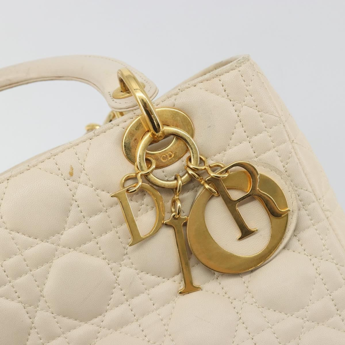 Christian Dior Lady Dior Cannage Quilt Lambskin White Leather Handbag (Pre-Owned)