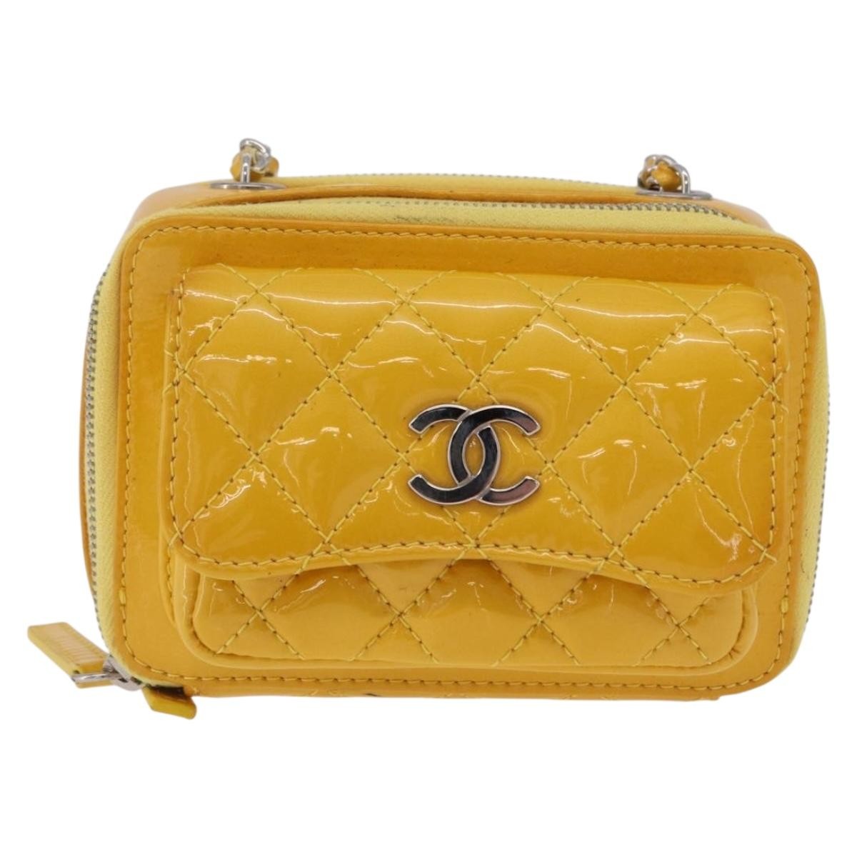 Chanel Pocket Box Camera Case Quilted Patent Yellow Patent_Leather Crossbody Bag Bag (Pre-Owned)