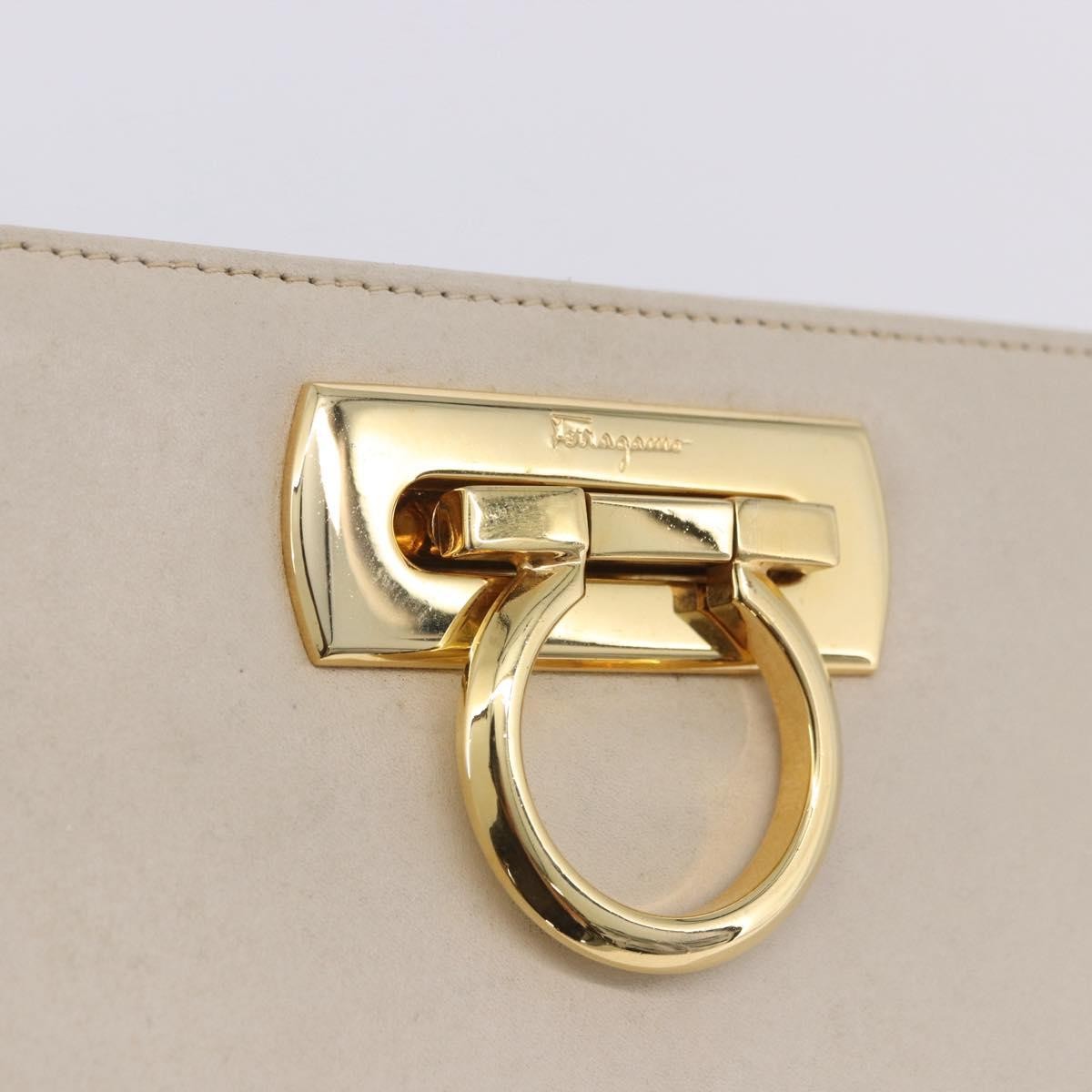 Salvatore Ferragamo Vintage Gancini Chain Leather White Leather Shoulder Bag Bag (Pre-Owned)
