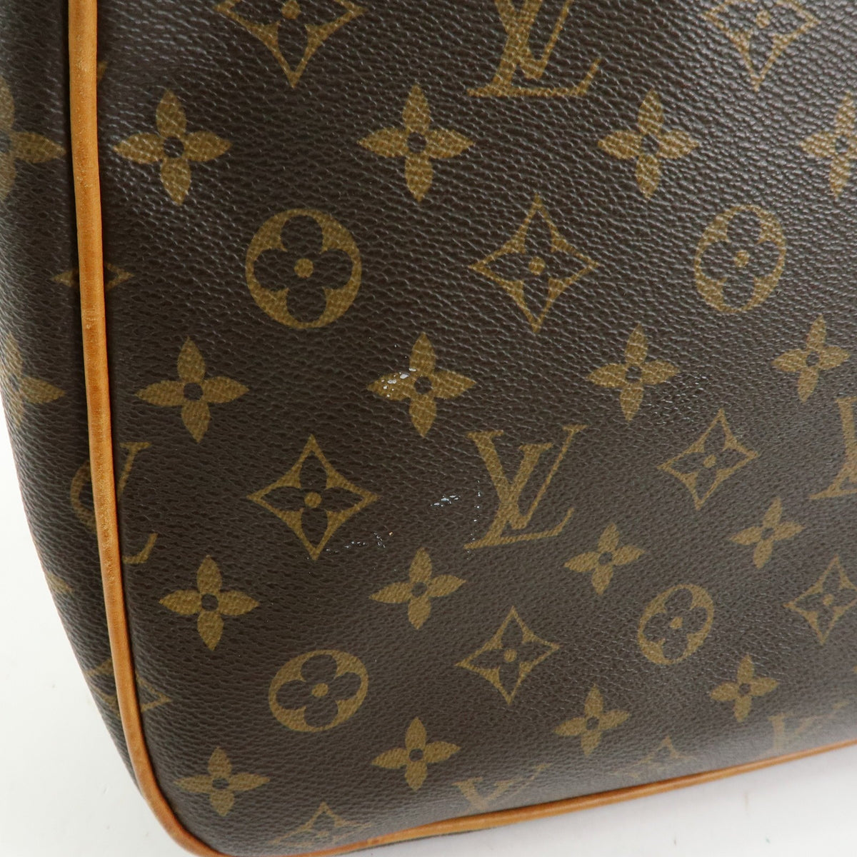 Louis Vuitton Hudson Monogram Canvas Brown Canvas Handbag (Pre-Owned)