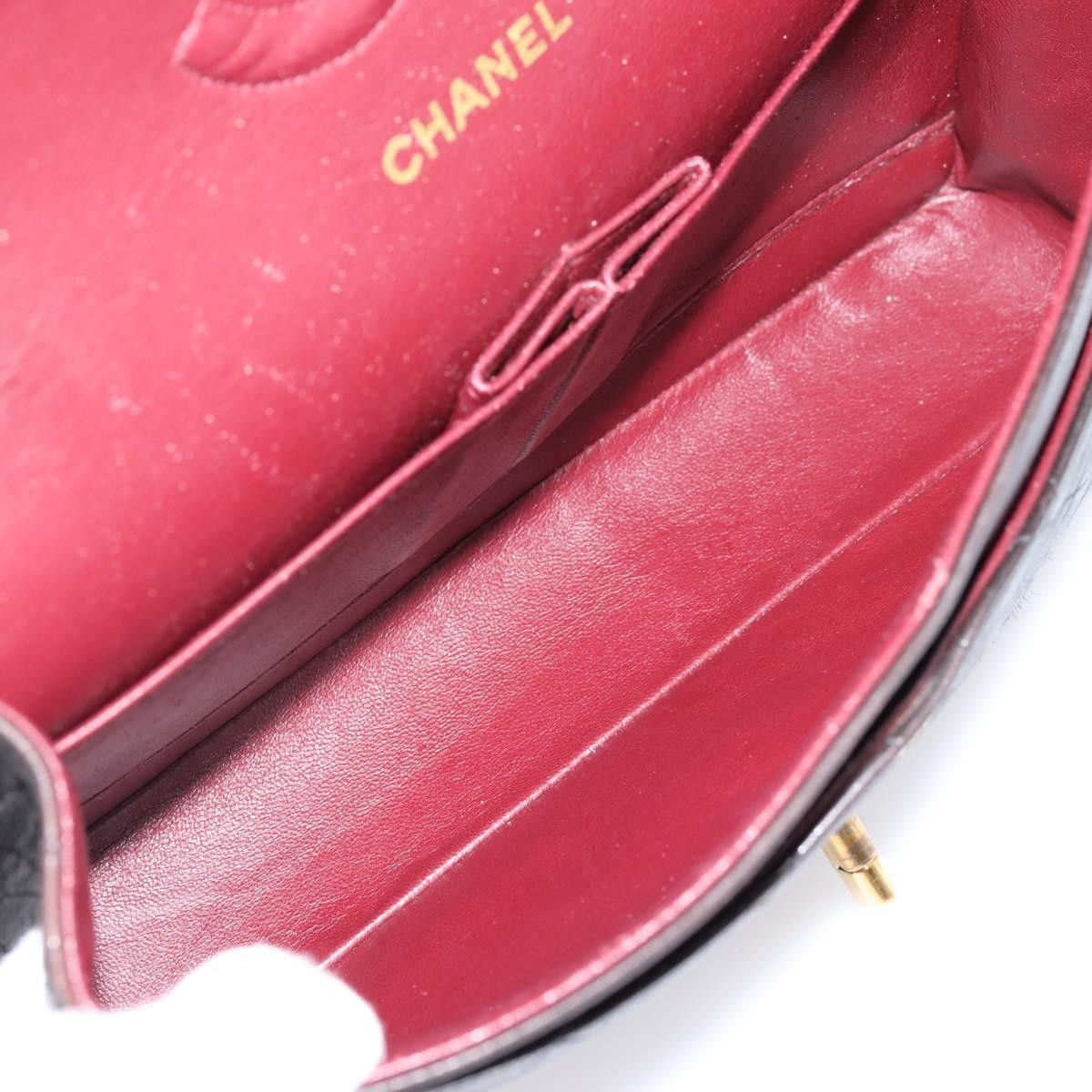 Chanel Classic Double Flap Quilted Lambskin Black Leather Shoulder Bag Bag (Pre-Owned)