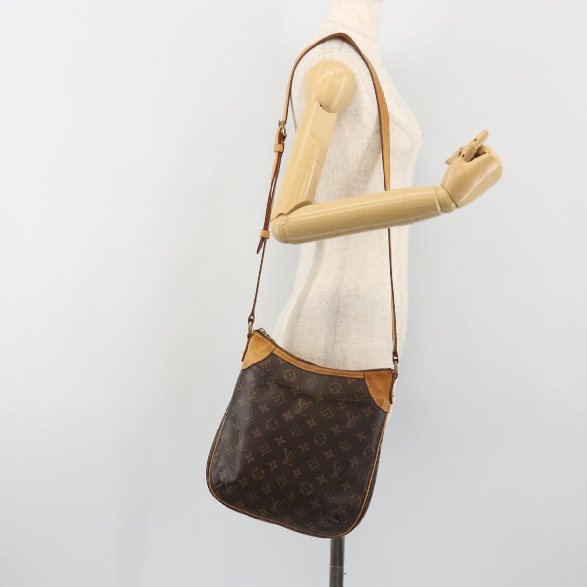 Louis Vuitton Odeon Monogram Canvas Brown Canvas Shoulder Bag Bag (Pre-Owned)