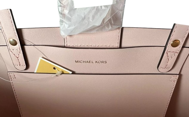Michael Kors Women's Manhattan Smooth Leather Shoulder Tote Bag