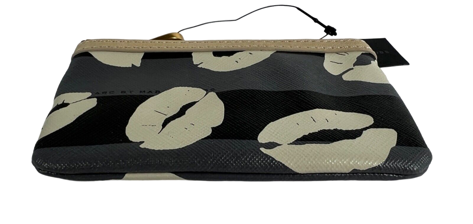 Marc Jacobs Kisses Printed Gunmetal Multi Coin Purse, Keychain Key FOB