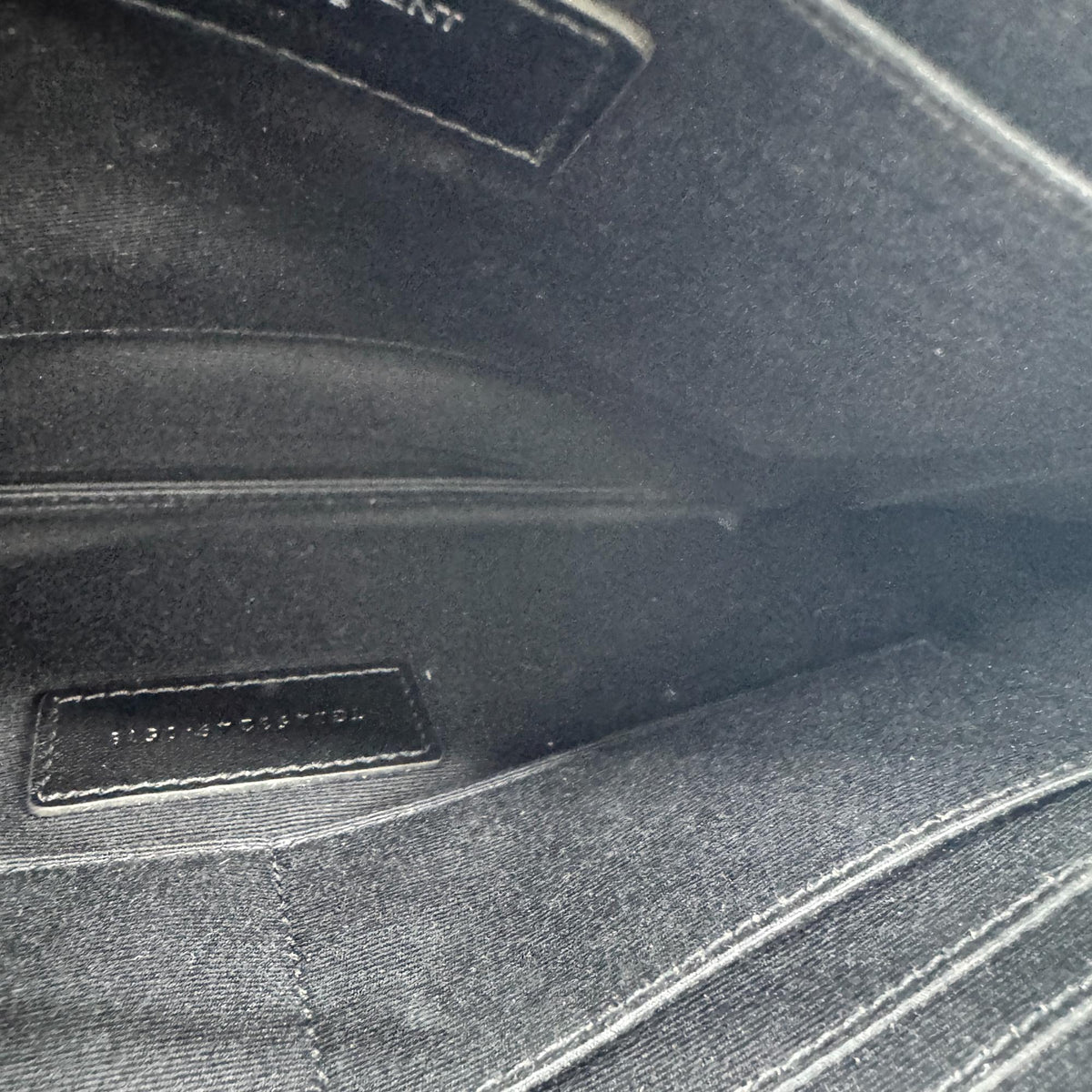 Saint Laurent Classic Monogram Wristlet Leather Black Calfskin Clutche & Pouche Bag (Pre-Owned)