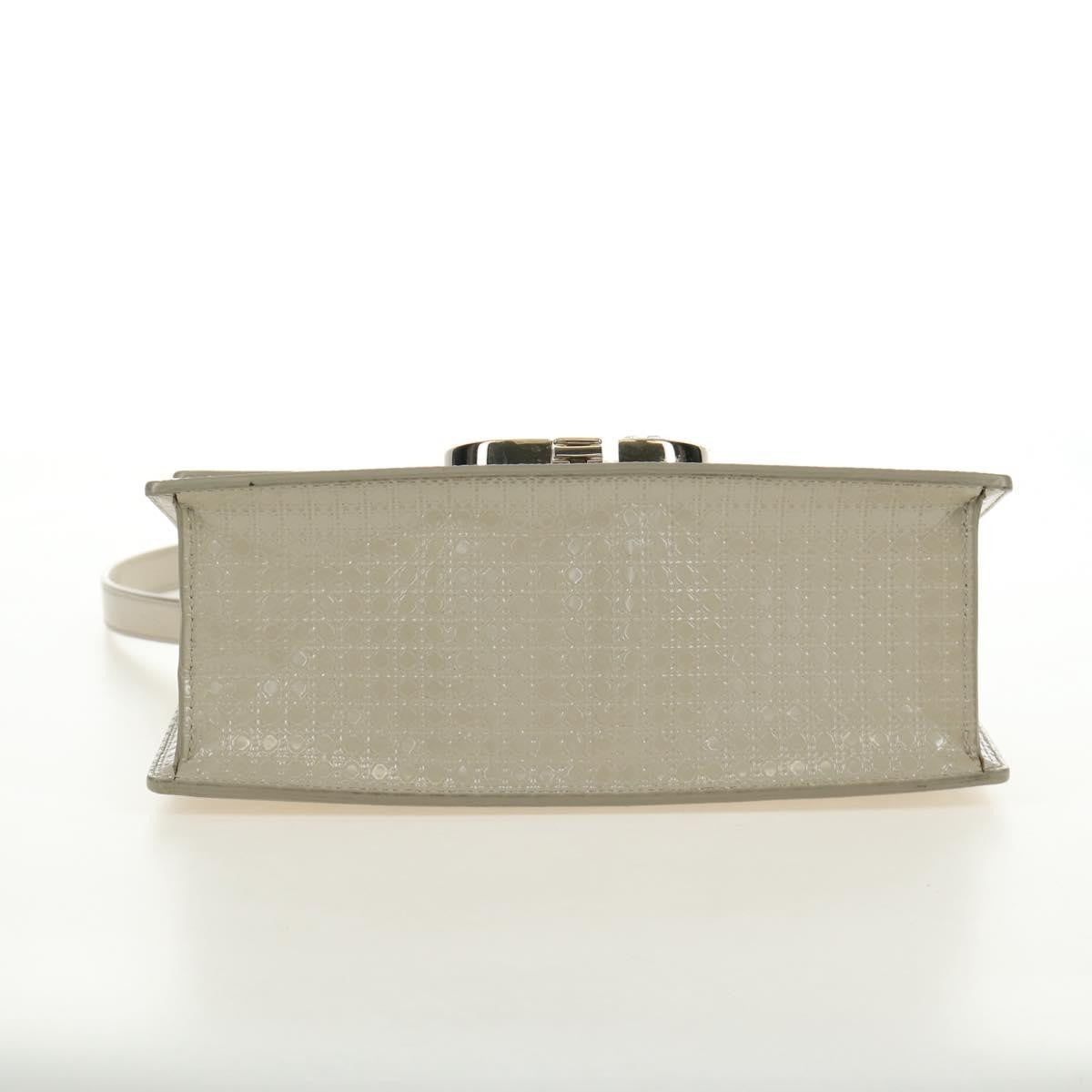 Christian Dior 30 Montaigne Chain Flap Micro Cannage Metallic Calfskin Beige Patent_Leather Shoulder Bag Bag (Pre-Owned)