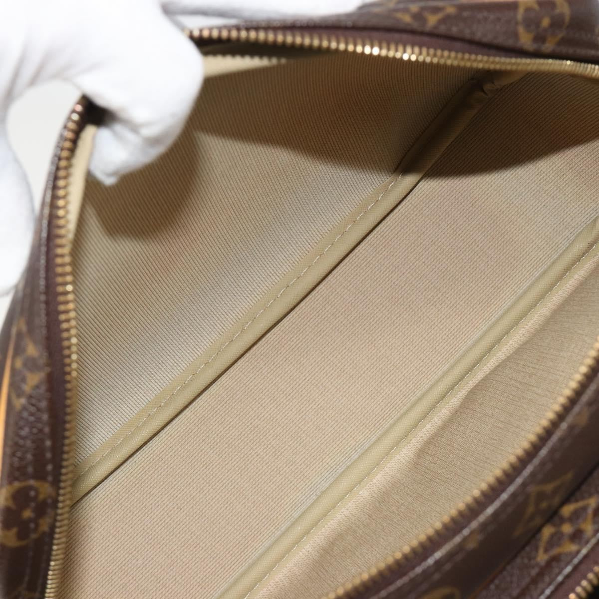 Louis Vuitton Reporter Monogram Canvas Brown Canvas Handbag (Pre-Owned)