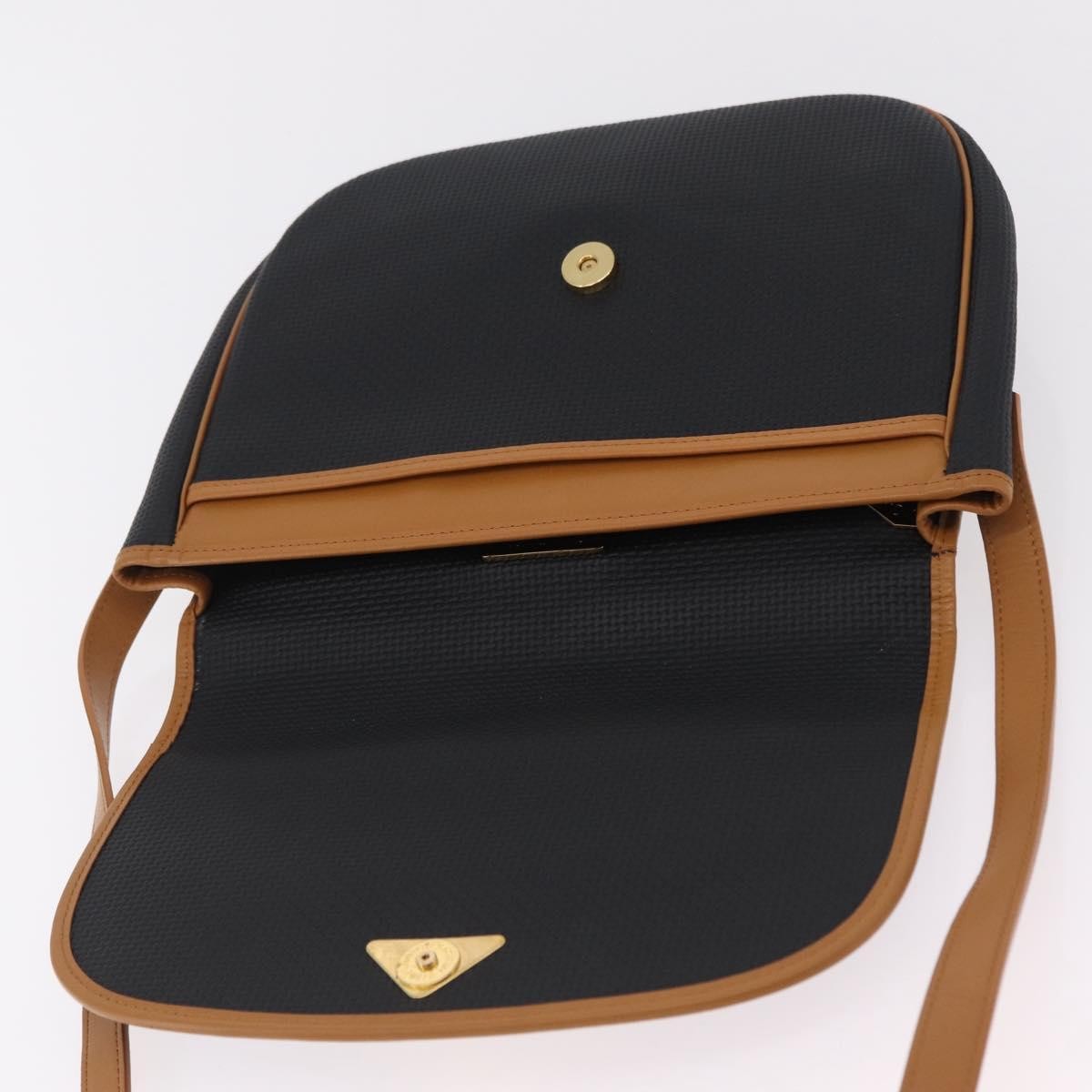 Saint Laurent Vintage Shoulder Bag Leather Black Leather Shoulder Bag Bag (Pre-Owned)