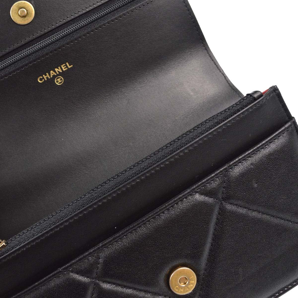 Chanel 19 Flap Bag Quilted Lambskin Black Leather Shoulder Bag Bag (Pre-Owned)