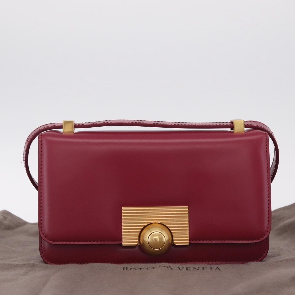 Bottega Veneta Bv Classic Spazzolato Leather Red Leather Handbag (Pre-Owned)