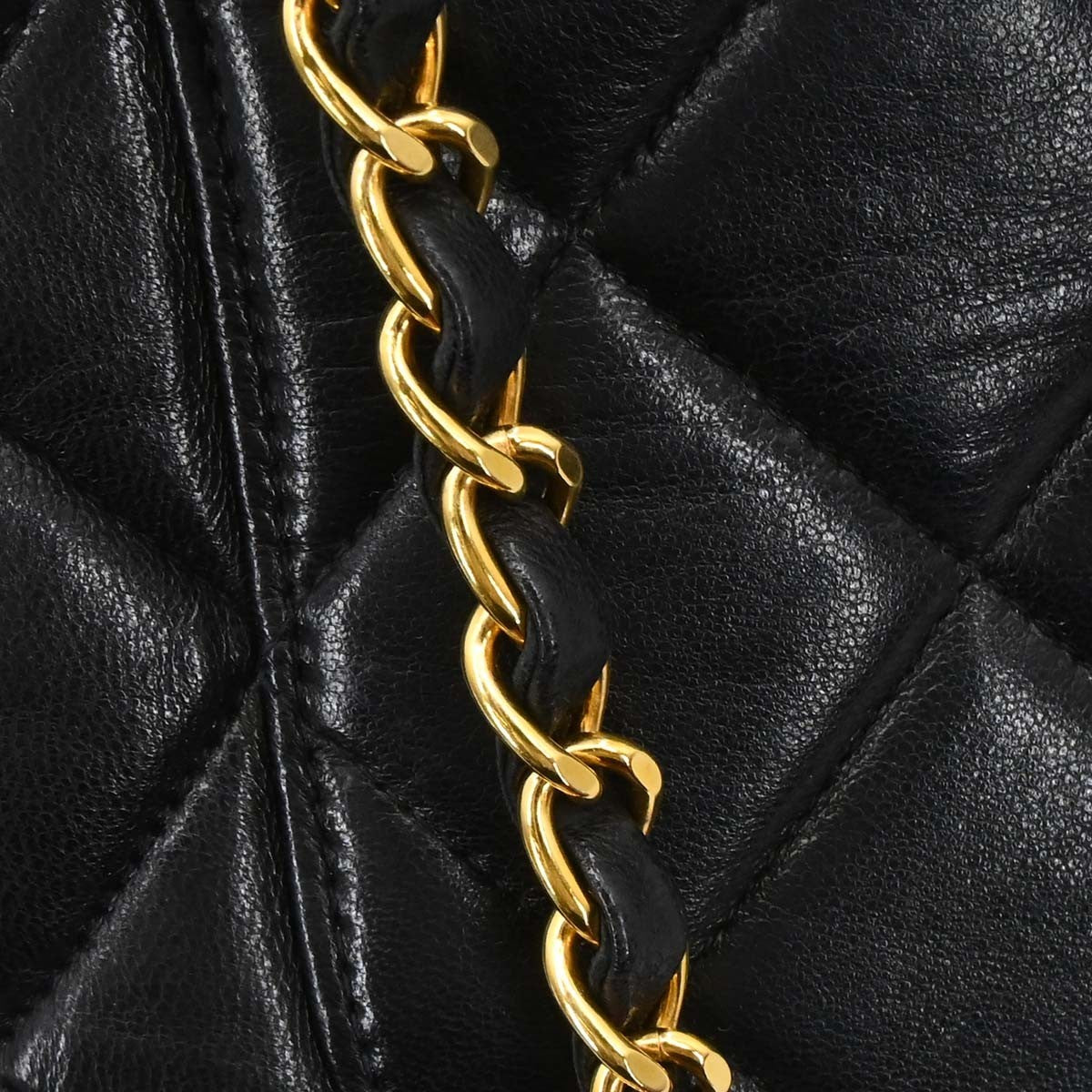 Chanel Vintage Chain Tote Quilted Lambskin Black Leather Tote Bag Bag (Pre-Owned)