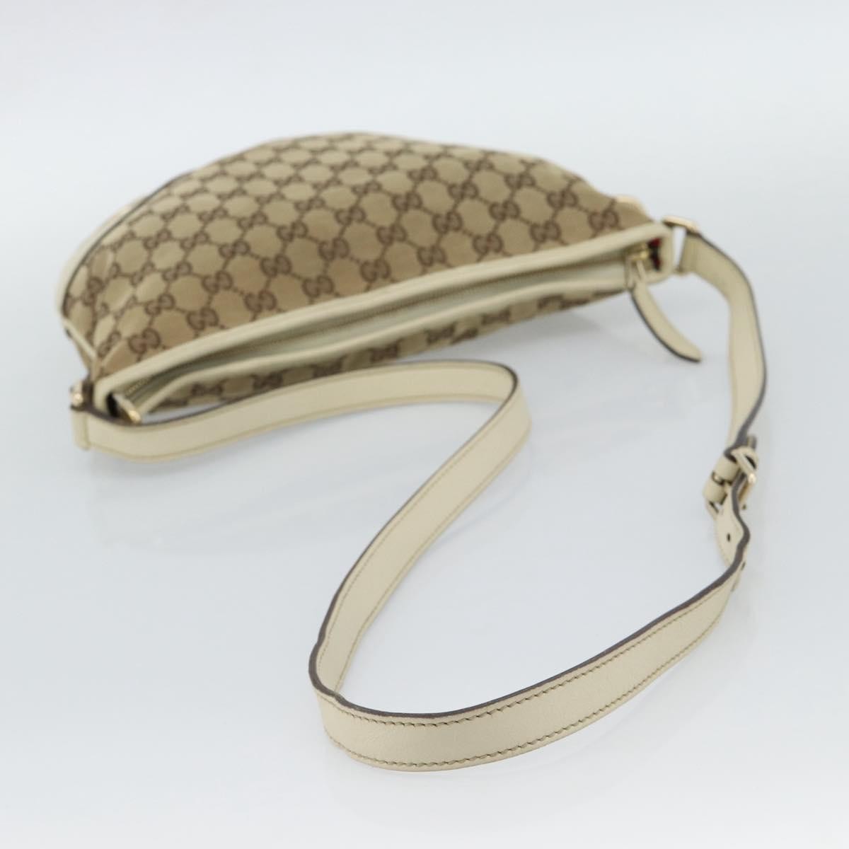 Gucci Britt Half Moon Hobo Gg Canvas And Leather Beige Canvas Shoulder Bag Bag (Pre-Owned)