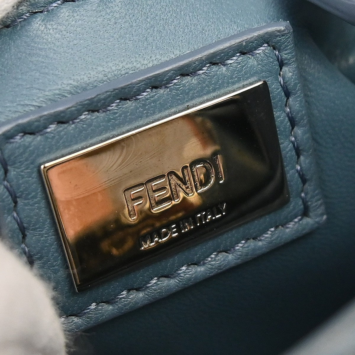 Fendi Peekaboo Leather Blue Leather Handbag (Pre-Owned)