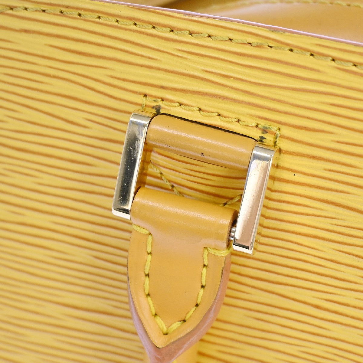 Louis Vuitton Pont Neuf Epi Leather Yellow Leather Handbag (Pre-Owned)