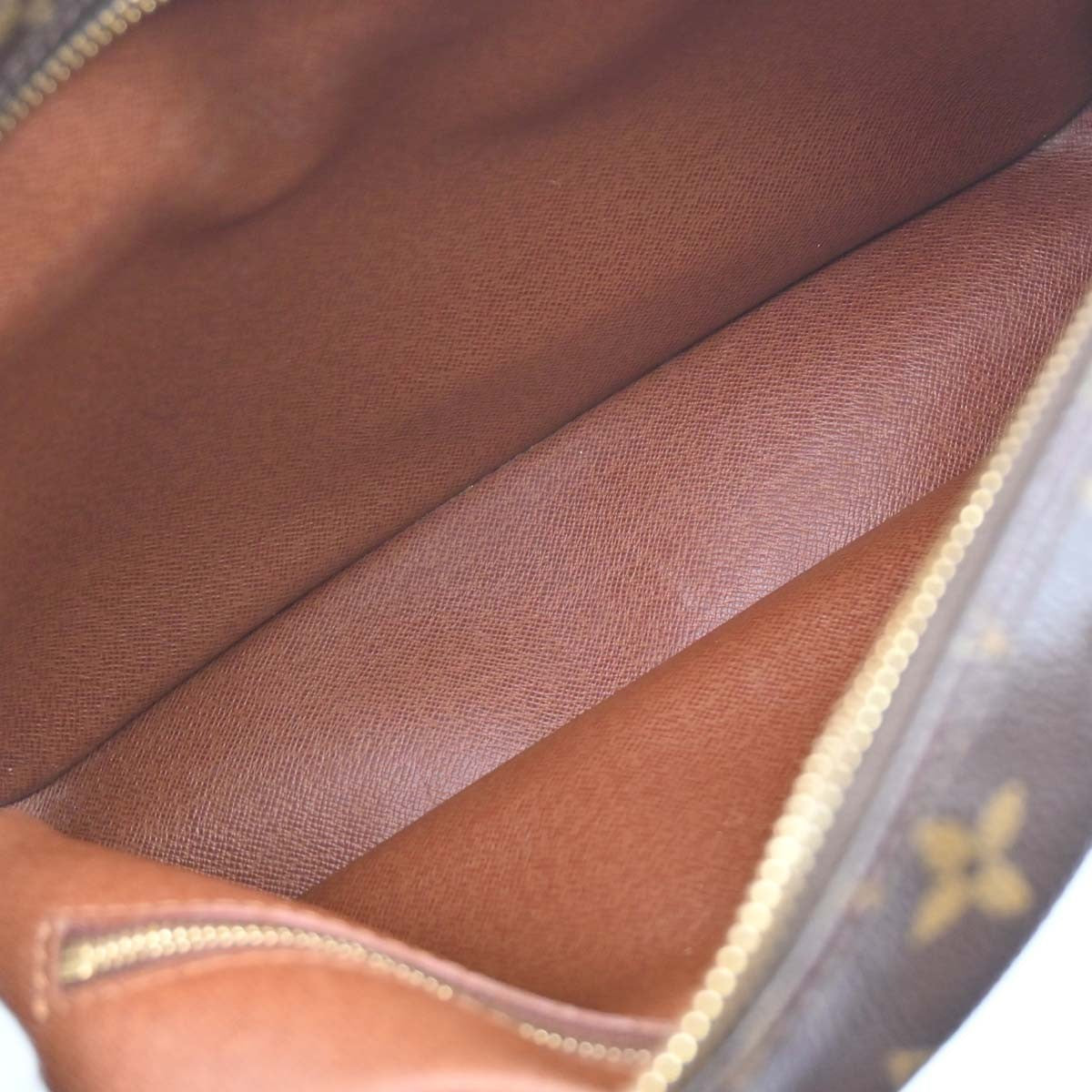 Louis Vuitton Nil Messenger Monogram Canvas Brown Canvas Shoulder Bag Bag (Pre-Owned)