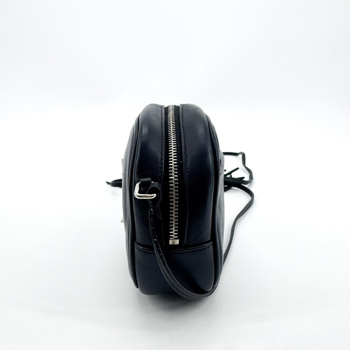Saint Laurent Classic Monogram Blogger Leather Black Leather Crossbody Bag Bag (Pre-Owned)