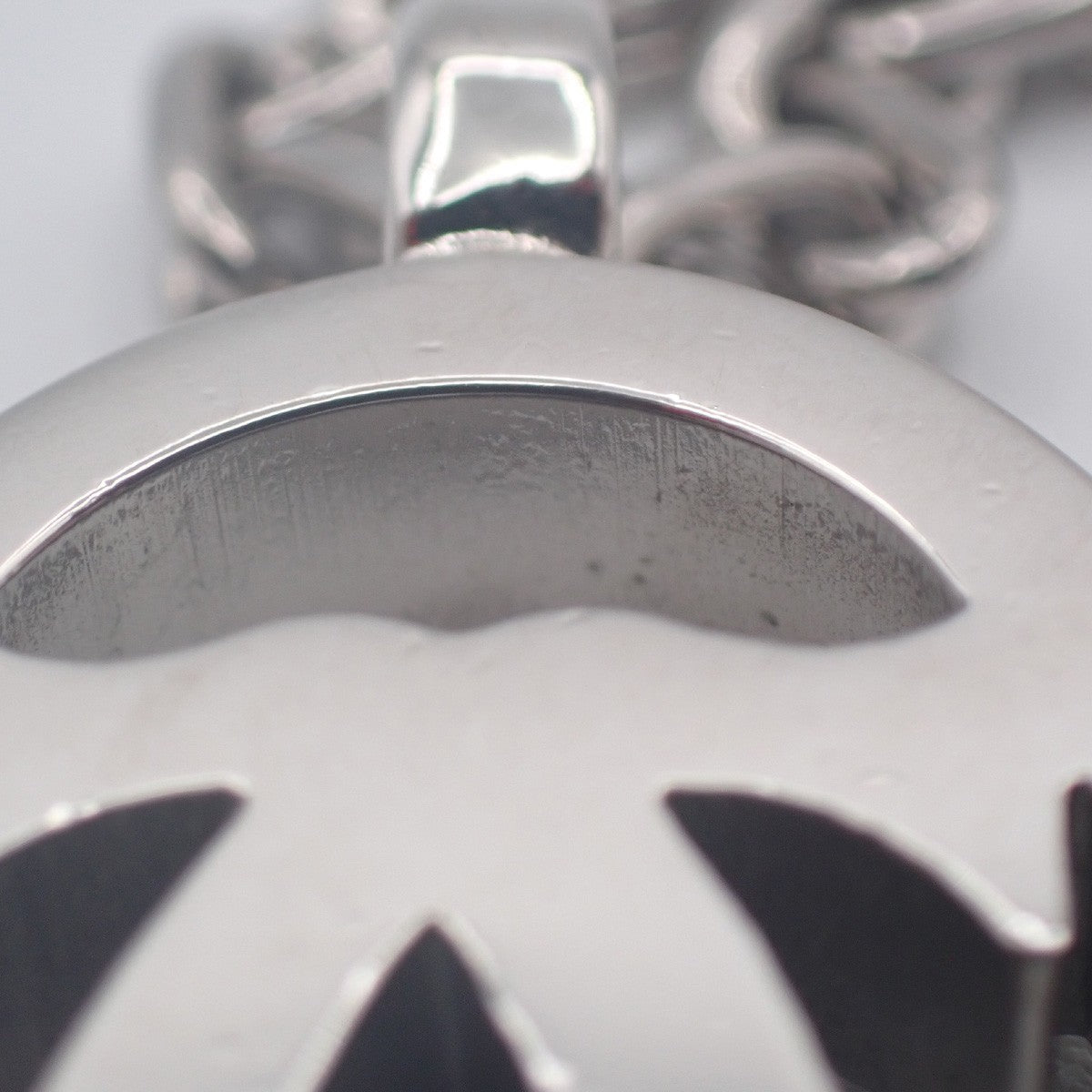 Cartier 2C Silver Silver Silver Charms And Keychains Accessory (Pre-Owned)