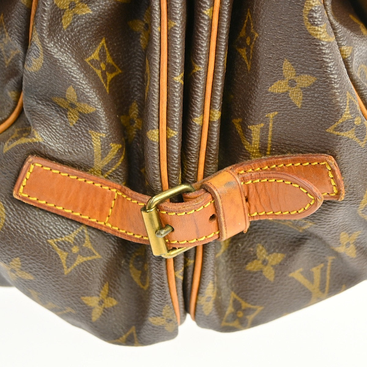 Louis Vuitton Saumur Monogram Brown Canvas Shoulder Bag Bag (Pre-Owned)